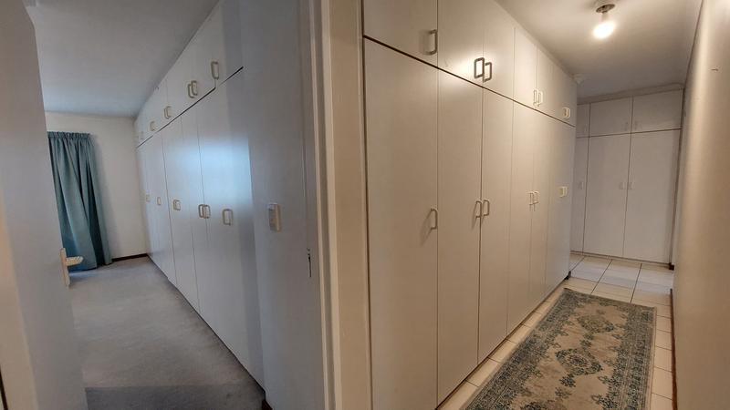 6 Bedroom Property for Sale in Door De Kraal Western Cape